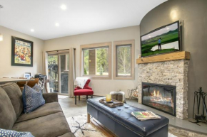 4192 Spruce Way condo